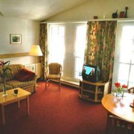 Ferienwohnung Im Seepark Sellin We ภายนอก รูปภาพ